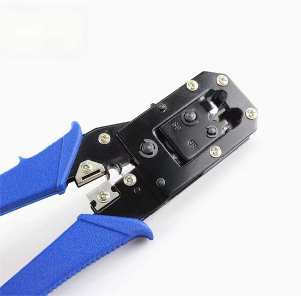 How much does fiber optic cable fixing equipment cost in Pakistan 