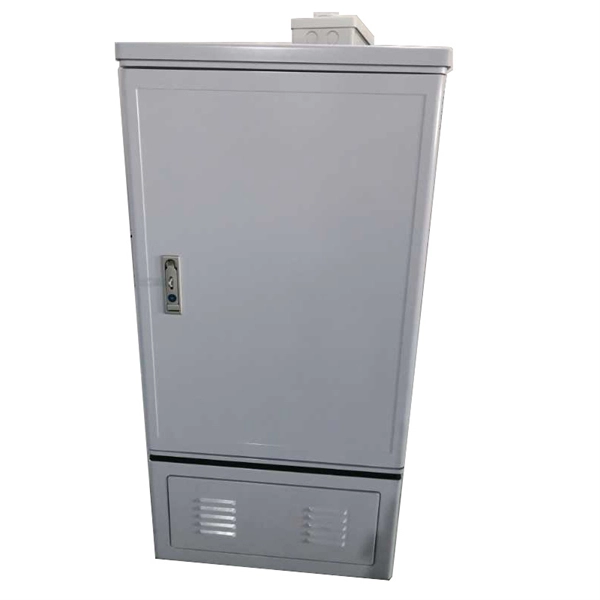 Are all core switches equipped with optical ports 