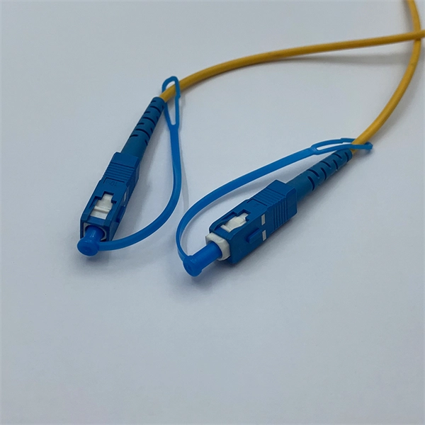 1000Mbps Router and 200Mbps Fiber Optic Cable