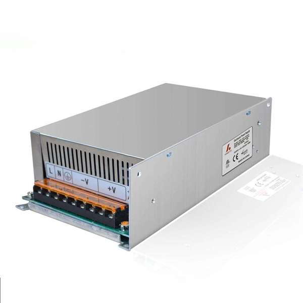 Noise coming from the rooftop electrical distribution box
