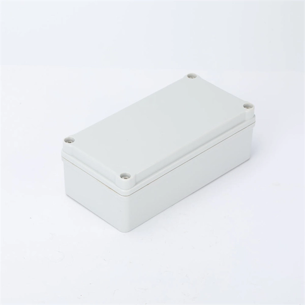 Advantages of Large Distribution Boxes