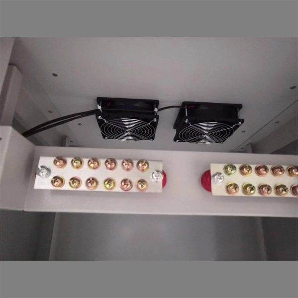 Is the power supply for Nauru fiber optic communication grounded 