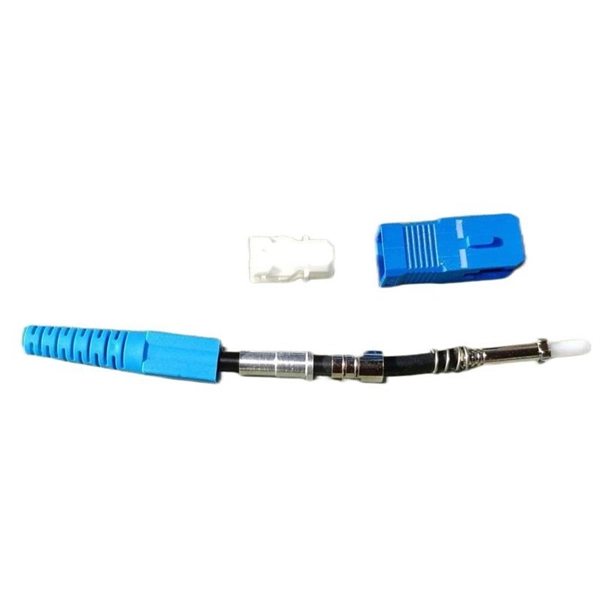 Can fiber optic communication transmit over long distances 